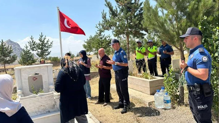 Tercan İlçe Emniyet Müdürlüğü ekipleri, 4 Ağustos 2007 tarihinde İstanbul’da