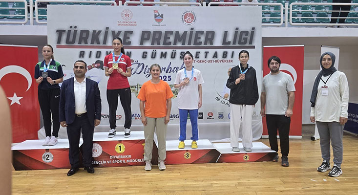 U21 Kadınlar Kumite 50 kg kategorisinde Türkiye üçüncüsü olan Erzincanlı