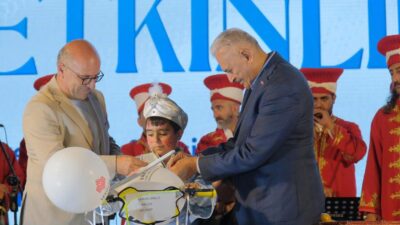 Vakıflar Genel Müdürlüğü, sosyal sorumluluk projesi kapsamında Erzincan’da 30 çocuk