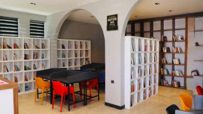 Gençlerin ders çalışabileceği, kitap okuyabileceği ve sosyal olarak verimli zaman