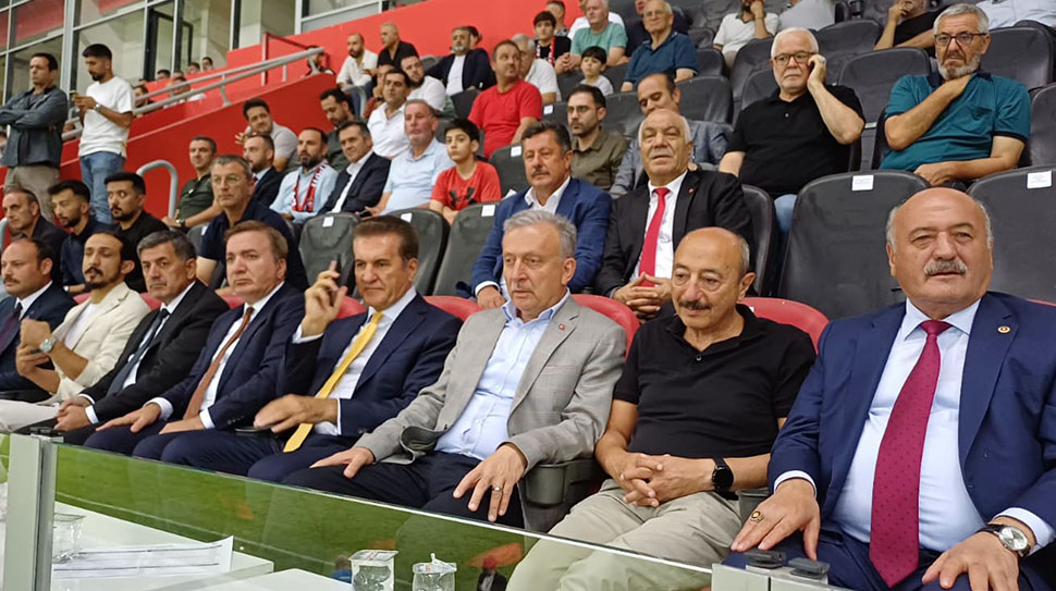 Erzincan, 13 Şubat Şehir Stadyumu’nda heyecan dolu bir maça ev