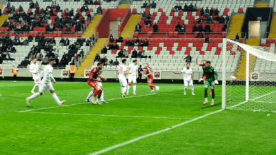 24 Erzincanspor, yeni teknik direktörü Ahmet Yıldırım yönetiminde Karaman FK’yı