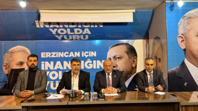 AK Parti Erzincan İl Başkanlığı tarafından düzenlenen yürütme ve yönetim