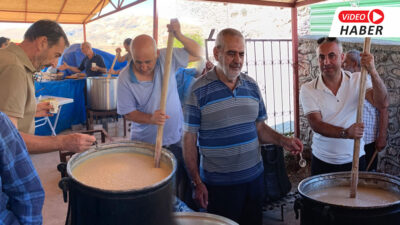 İliç’in Bozyayla Köyü’nde düğünlerin olmazsa olmazı keşkek, odun ateşinde kazanlarda