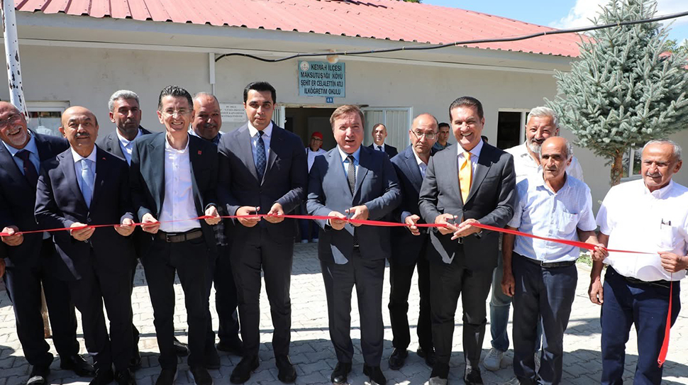 Kemah ilçesine bağlı Maksutuşağı köyünde, Cemevi ve Köy Konağı’nın tadilat,