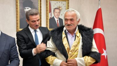 Gümüşhane’de 38. Ahilik Haftası dolayısıyla düzenlenen programda, yılın ahisi, kalfası