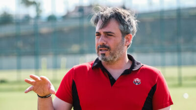 Son haftalarda alınan kötü sonuçların ardından 24 Erzincanspor yönetimi, teknik