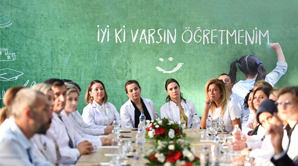 Millî Eğitim Bakanlığı, 24 Kasım Öğretmenler Günü kapsamında öğretmenlerin mesleki