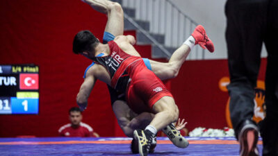 Gençlik ve Spor Bakanlığı’nın başlattığı Milli Sporcu Eğitim Bursu programı,