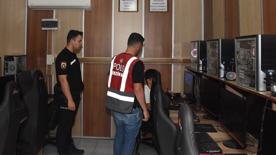 Erzincan İl Emniyet Müdürlüğü, öğrencilerin güvenliği için Türkiye genelinde eş