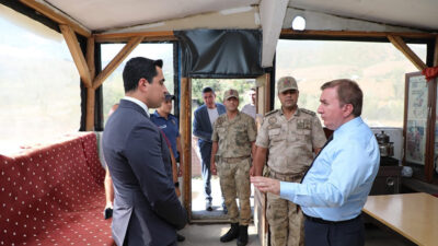 Erzincan Valisi Hamza Aydoğdu ve Kemah Kaymakamı Resul Tutay, Cebesoy