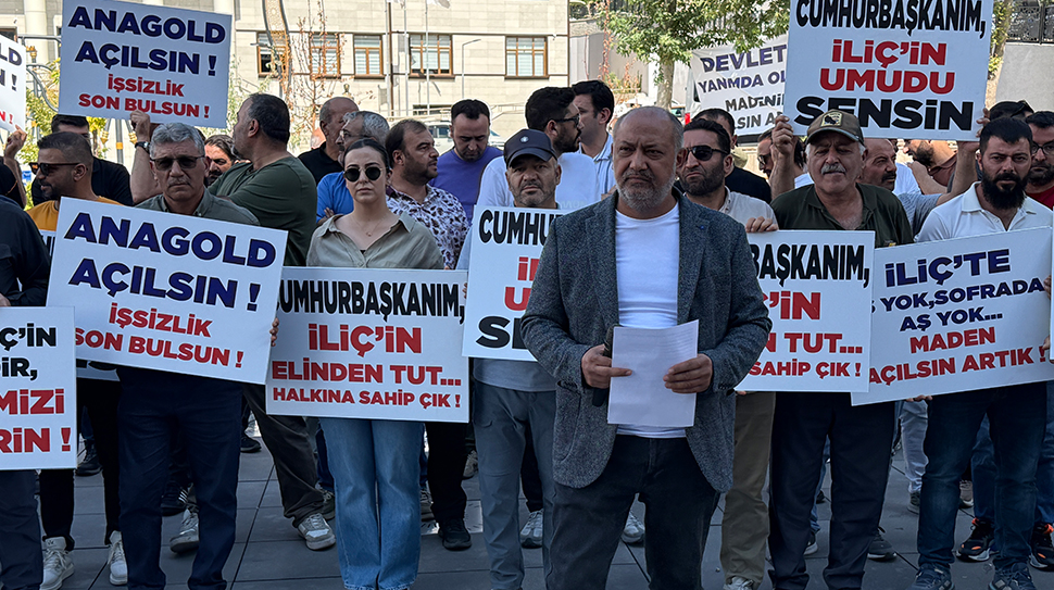 Erzincan’ın İliç ilçesinde vatandaşlar, esnaf ve işsiz kalan maden işçileri,