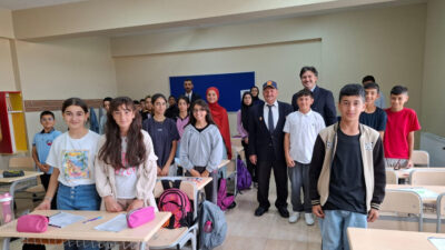 İliç’li  Kıbrıs Gazisi Osman Yeniçeri, ilçe Millî Eğitim Müdürlüğü koordinesinde