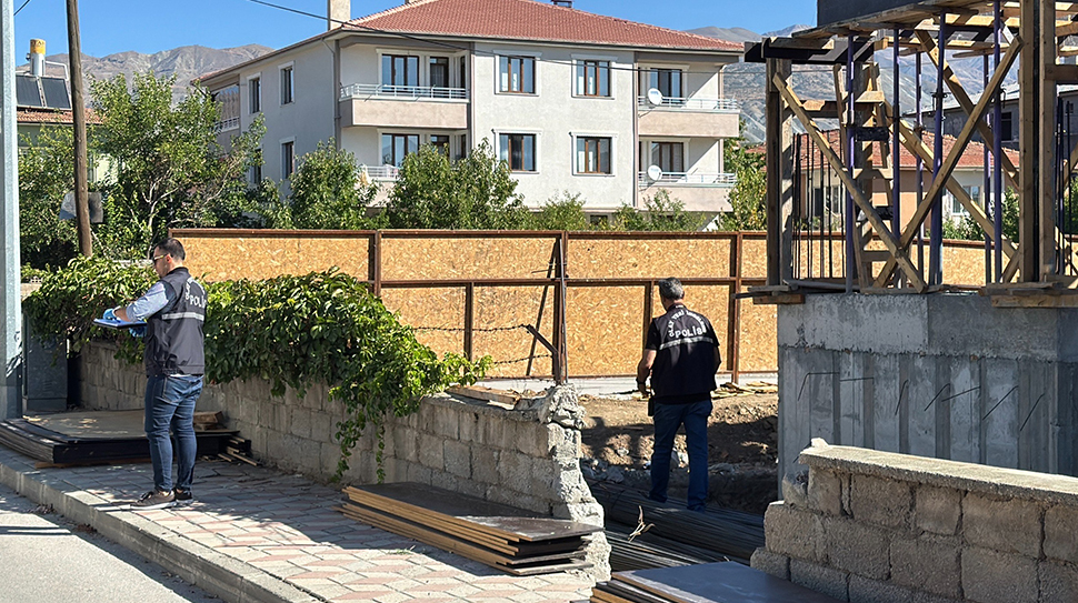 Erzincan’ın Atatürk Mahallesi’nde bulunan bir inşaatta meydana gelen iş kazasında,