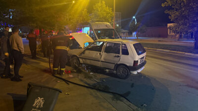 Erzincan’ın Atatürk Mahallesi’nde akşam saatlerinde meydana gelen trafik kazasında bir