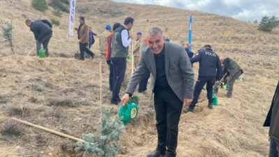 Kemah’ta erozyonla mücadele kapsamında önemli bir çevre projesi hayata geçiriliyor.