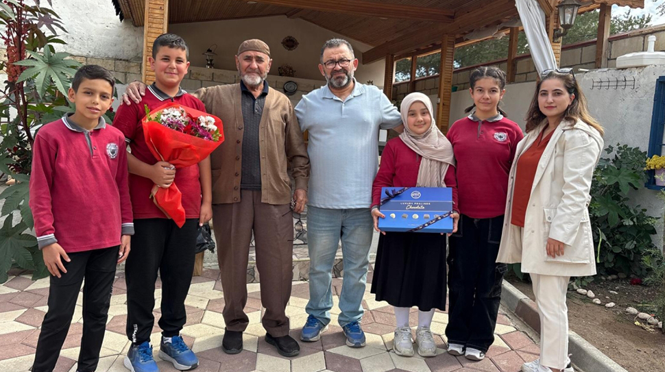 Tercan Mama Hatun 17 Şubat ortaokulu idareci ve öğretmenleri örnek