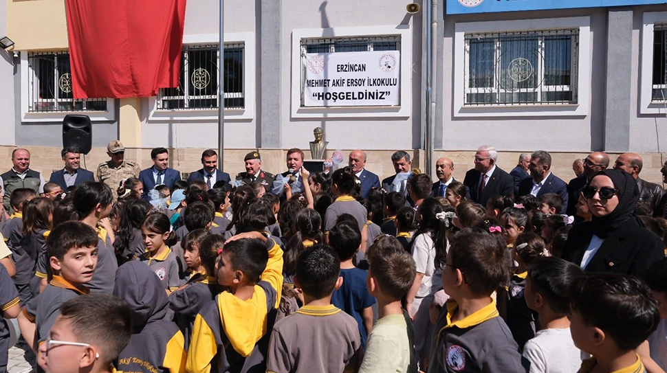 Erzincan’da 281 okulda 3 bin 698 öğretmen ile 41 bin