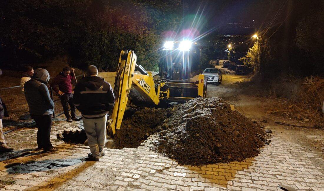 Erzincan’ın Üzümlü ilçesinde, yeni içme suyu şebekesi taşıyıcı ana hattında