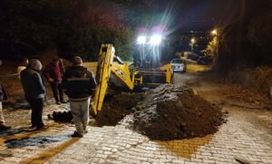 Erzincan’ın Üzümlü ilçesinde, yeni içme suyu şebekesi taşıyıcı ana hattında