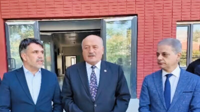 Erzincan’da farklı mahallerde yapımı tamamlanan aile sağlık merkezleri yerinde incelendi.