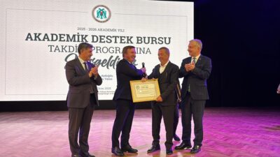 Erzincan Binali Yıldırım Üniversitesi’nde düzenlenen 2025-2026 Akademik Destek Bursu Takdim