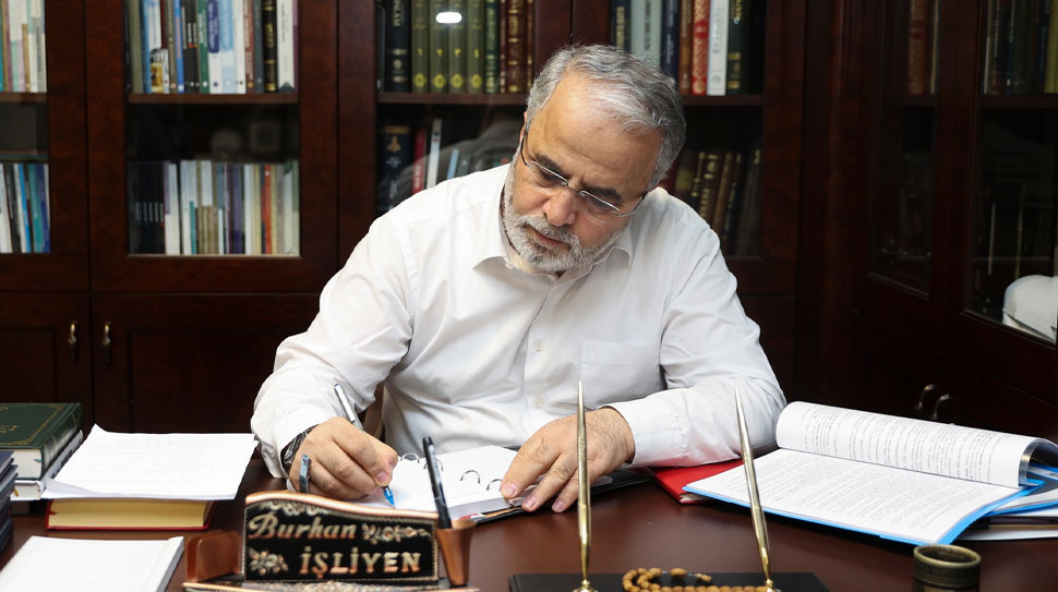 18 Eylül’de başkanlığa Prof. Dr. Safi Arpaguş’un getirilmesinin ardından Diyanet’te
