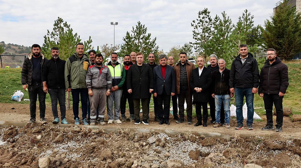 Ergan Dağı Kayak Merkezi Kış Sezonuna Hazırlanıyor   Erzincan’ın turizmdeki lokomotifi olan Ergan Dağı Kayak Merkezi, modern tesisleri