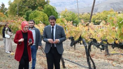 Erzincan Vali Yardımcısı Rümeysa Sena Kurt, Tarımsal Araştırma Enstitüsü’nün Merkez