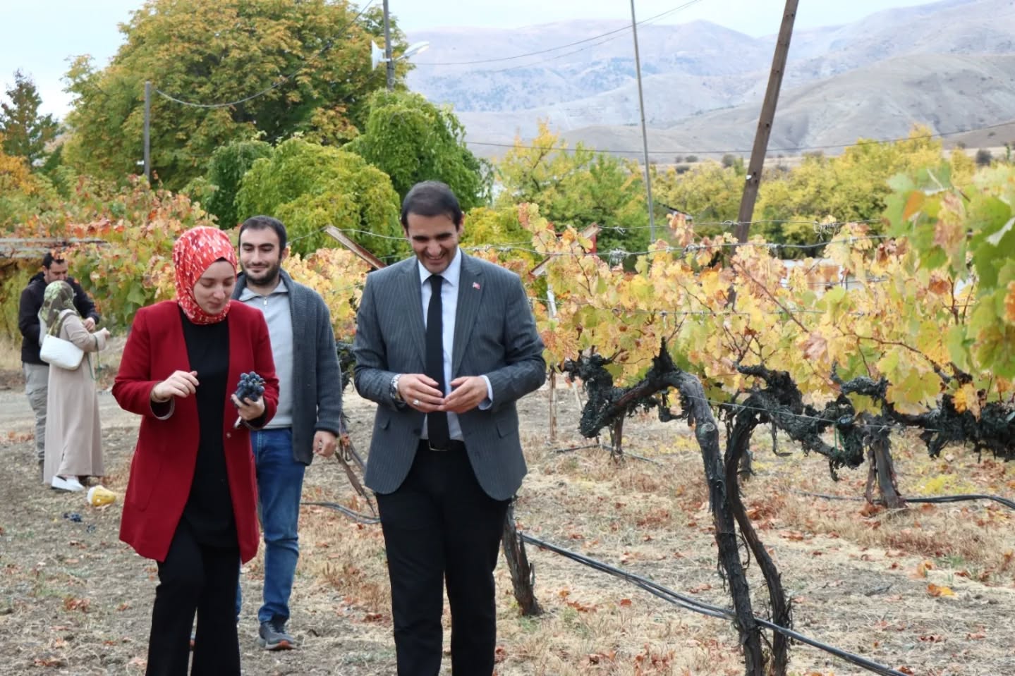 Erzincan Vali Yardımcısı Rümeysa Sena Kurt, Tarımsal Araştırma Enstitüsü’nün Merkez