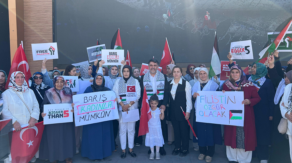 AK Parti Erzincan İl Kadın Kolları, İsrail’in Gazze’ye yönelik saldırılarına