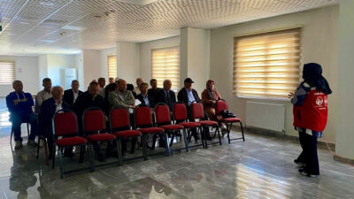 Erzincan Aile ve Sosyal Hizmetler İl Müdürlüğü, Çayırlı’da muhtarlara kadına