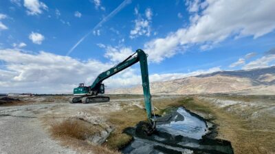 Erzincan Akyazı Mahallesi’nde bulunan Han Deresi’nde DSİ 8. Bölge Müdürlüğü