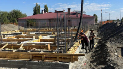 Erzincan’ın Tercan ilçesine bağlı Kargın Beldesi’nde sosyal tesis ve makine