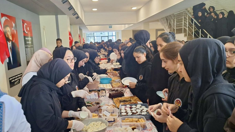 CEDES Projesi ile Gazze İçin Anlamlı Kermes Millî Eğitim Bakanlığı Din Öğretimi Genel Müdürlüğünce yürütülen CEDES projesi