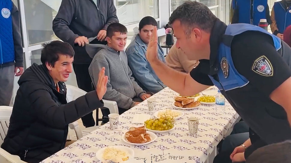 Erzincan İl Emniyet Müdürlüğü Toplum Destekli Polislik Şube Müdürlüğü ekipleri,