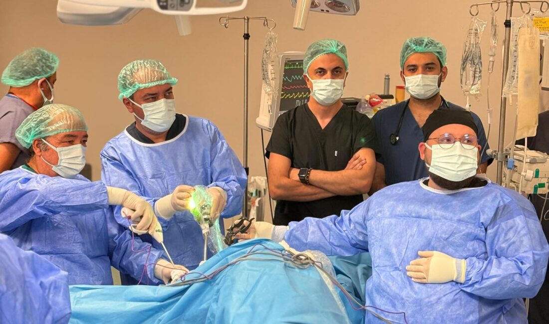 Prof. Dr. İbrahim Ethem Geçim Erzincan’da Kanser Ameliyatı Gerçekleştirdi Cumhuriyetin 102. yılında anlamlı buluşma: Bilim insanı Prof. Dr. İbrahim