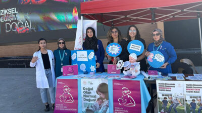 Erzincan’da Emzirme ve Normal Doğum Haftası kapsamında düzenlenen stant etkinliğinde,