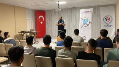 Erzincan İl Emniyet Müdürlüğü Siber Suçlarla Mücadele Şube Müdürlüğü ekipleri,