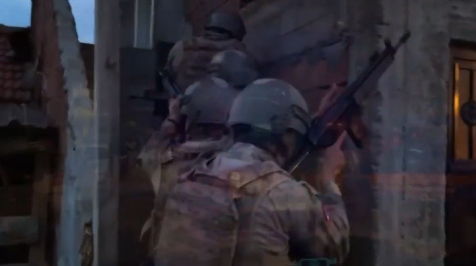 Siber Suçlara Büyük Darbe: 524,5 Milyon TL’lik Hesap Hareketi Ortaya Çıkarıldı Sinop merkezli yürütülen geniş kapsamlı operasyonda yasa dışı bahis ve