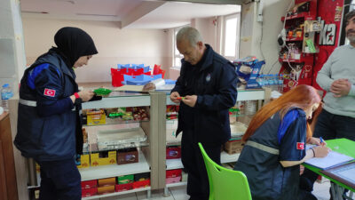 Erzincan Belediyesi Zabıta Müdürlüğü, halk sağlığını korumak ve güvenli gıda