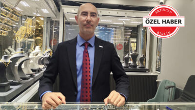 Erzincanlı kuyumcu İsmail Miraç Durmaz, altın fiyatlarındaki yükselişi merkez bankalarının