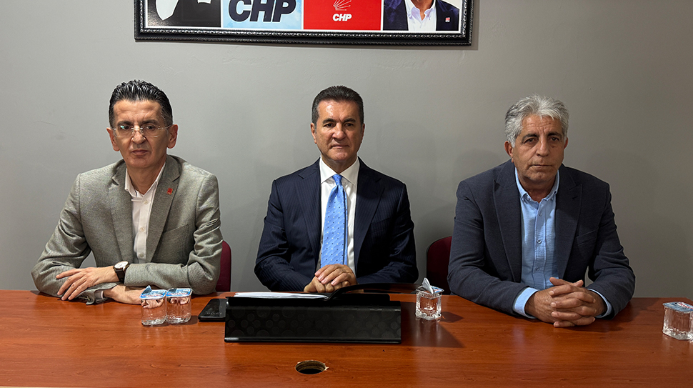 Cumhuriyet Halk Partisi (CHP) Erzincan Milletvekili Mustafa Sarıgül, partisinin il