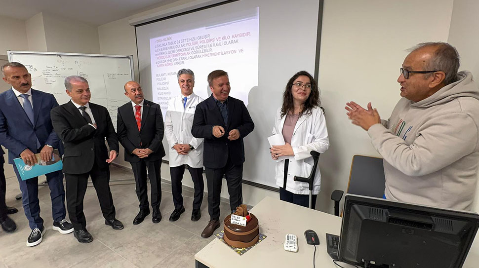 Geçirdiği kaza sonrası ayaklarından yaralanan ve eğitimine azimle devam eden