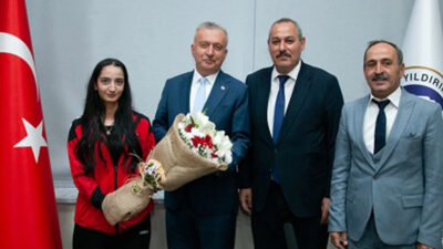 Erzincan Binali Yıldırım Üniversitesi Rektörü Prof. Dr. Akın Levent, Amatör