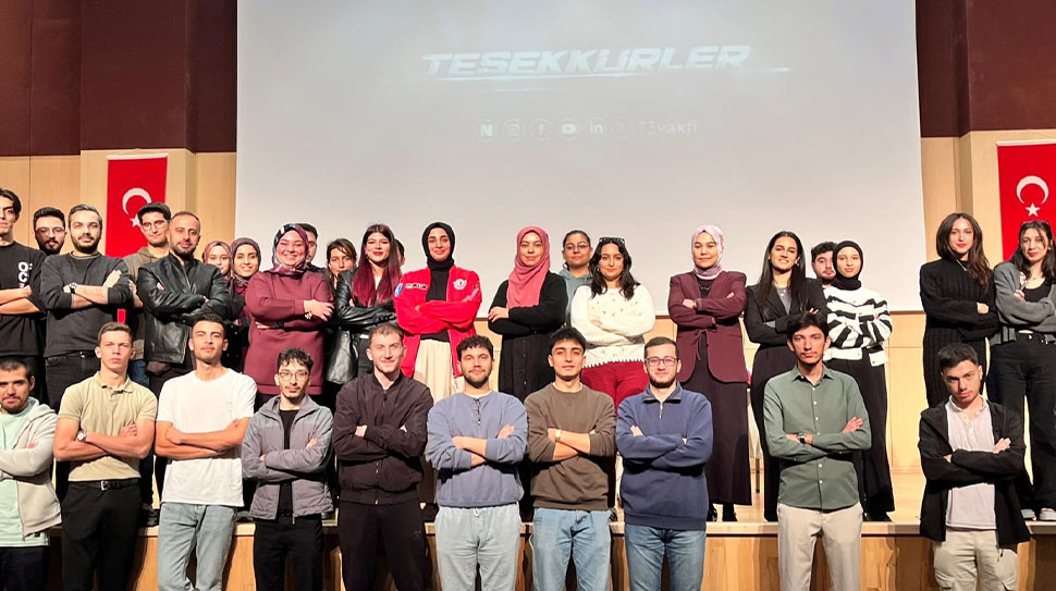 Gümüşhane-TTO’da TEKNOFEST rüzgarı esti. T3 Vakfı Gümüşhane İl Sorumlusu Fatma