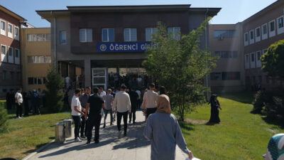 Erzincan Binali Yıldırım Üniversitesi Hukuk Fakültesi öğrencileri, yeni dönemde uygulanan