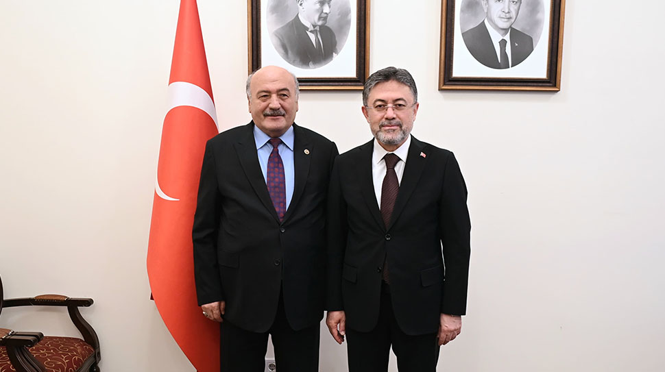 Karaman, Bakan Yumaklı ile Erzincan’ın Tarım ve Hayvancılık Projelerini Görüştü AK Parti Erzincan Milletvekili Süleyman Karaman, Türkiye Büyük Millet Meclisi’nde