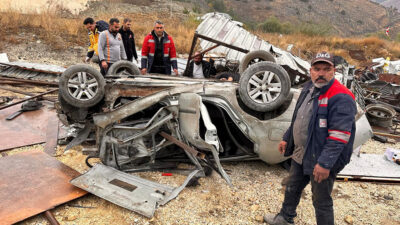Erzincan’ın Refahiye ilçesinde meydana gelen trafik kazasında, otomobilin takla atması