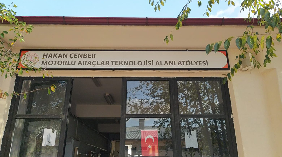 Erzincan Mesleki ve Teknik Anadolu Lisesi, eğitim camiasında örnek bir